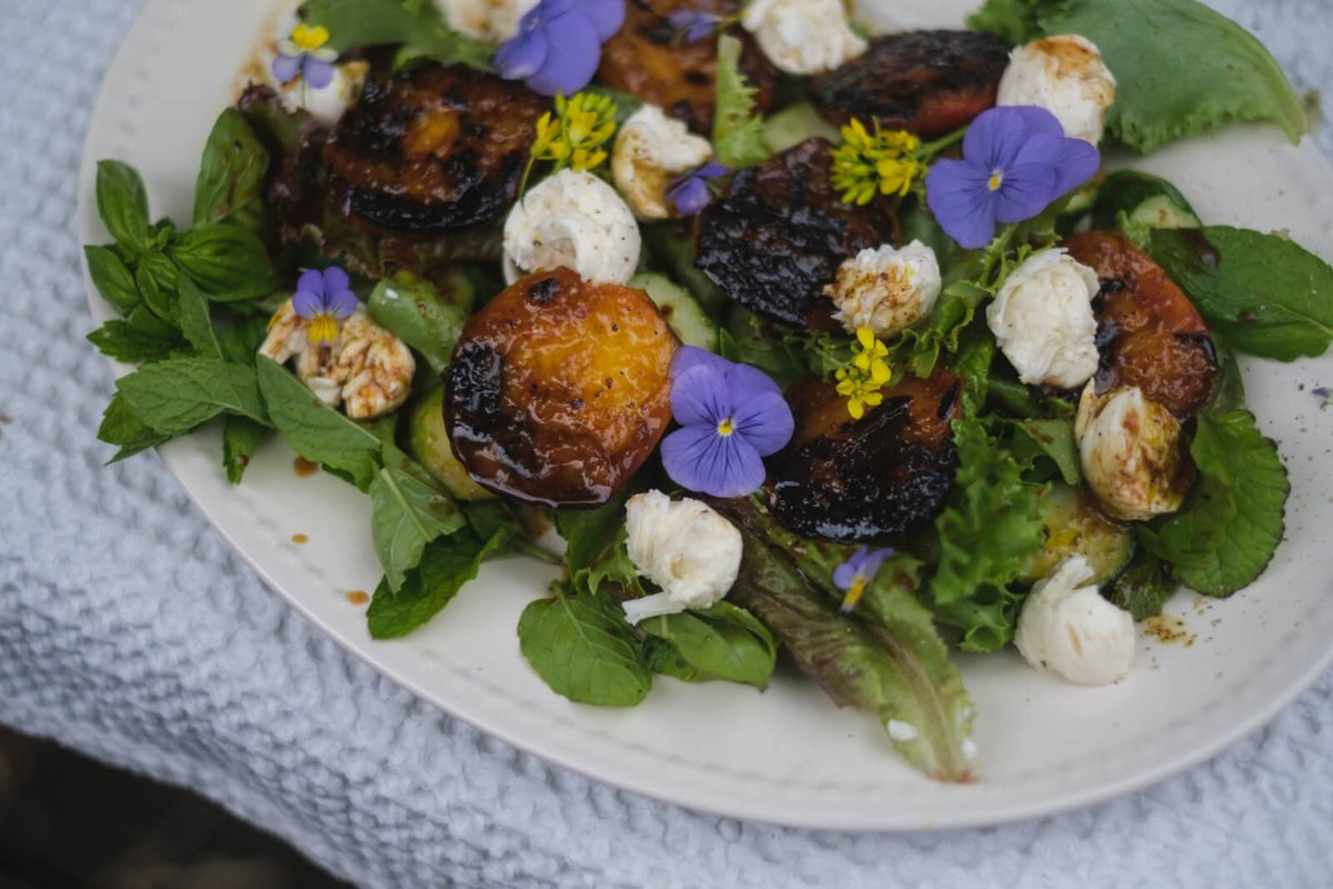 Fresh Nectarine Salad – Nongs